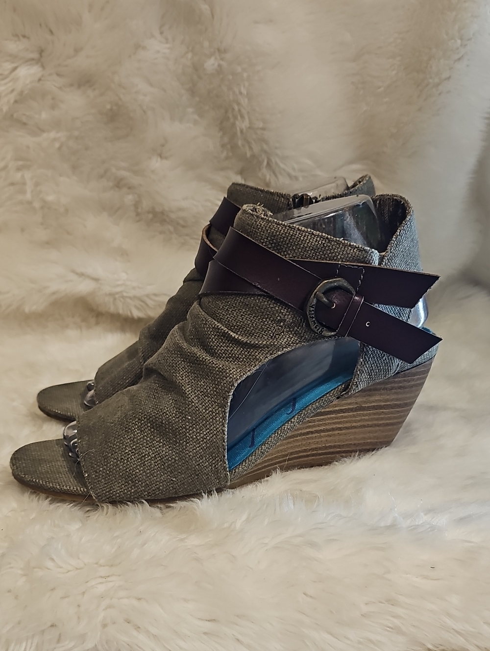 Blowfish Malibu Wedge Sandals Women’s 8 Brown Canvas Strappy Boho
